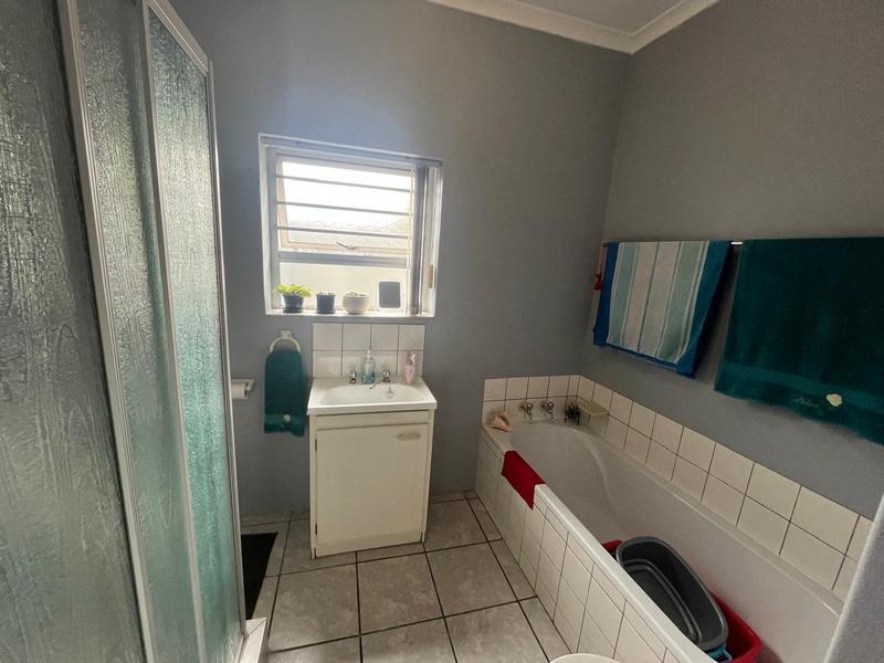 6 Bedroom Property for Sale in Protea Heights Western Cape